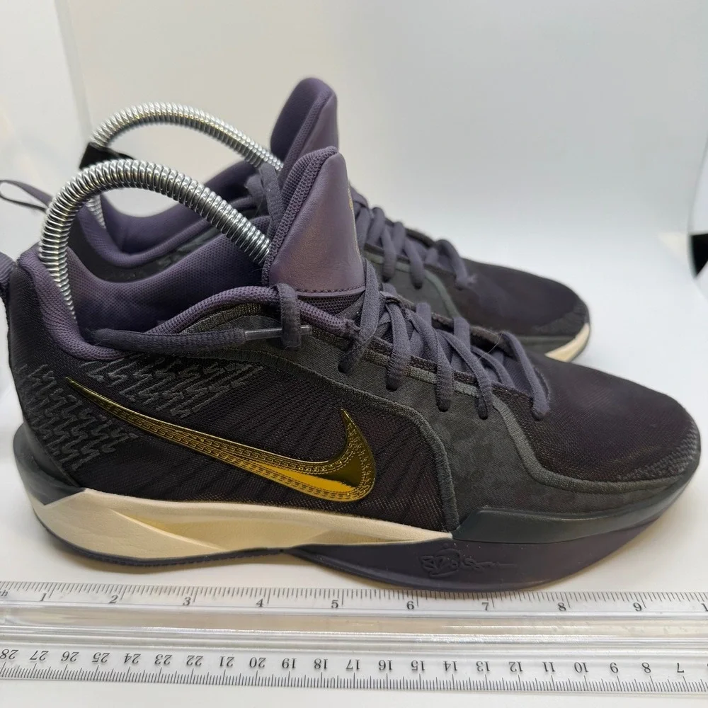 Nike step onto